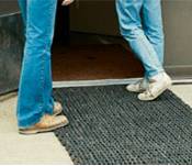 Tire-Link Scraper Mat